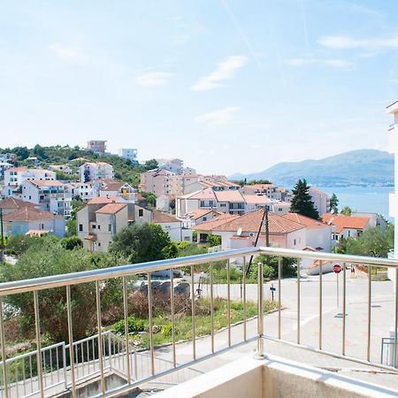 Apartment Horizont Trogir Exterior photo